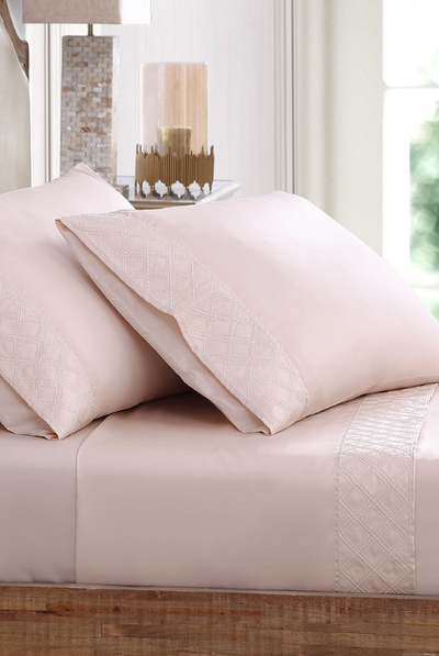 The Hottest Color Trends for Spring 2022 with Egyptian Cotton Sheets