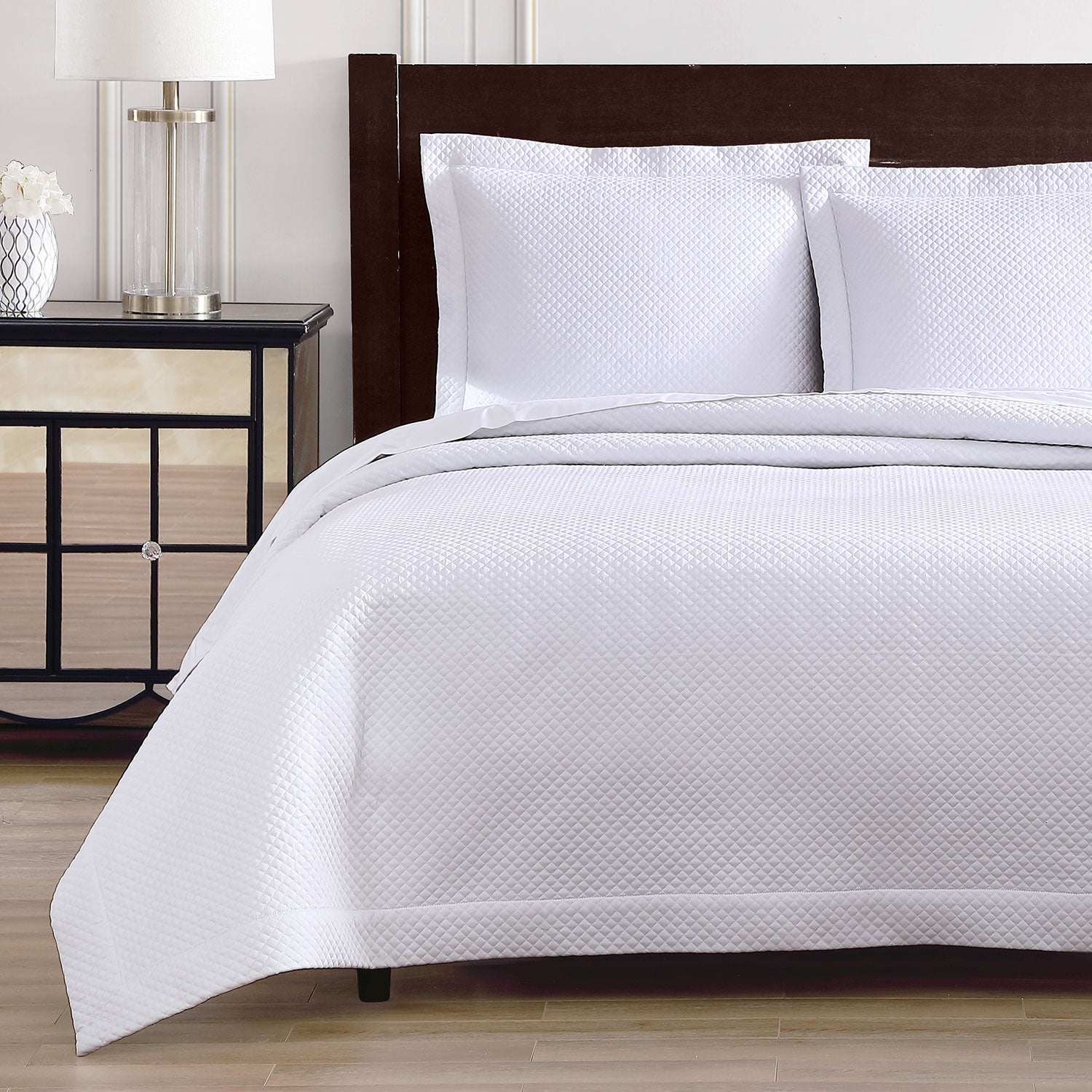 pure parima egyptian cotton diamond quilted coverlet#color_white