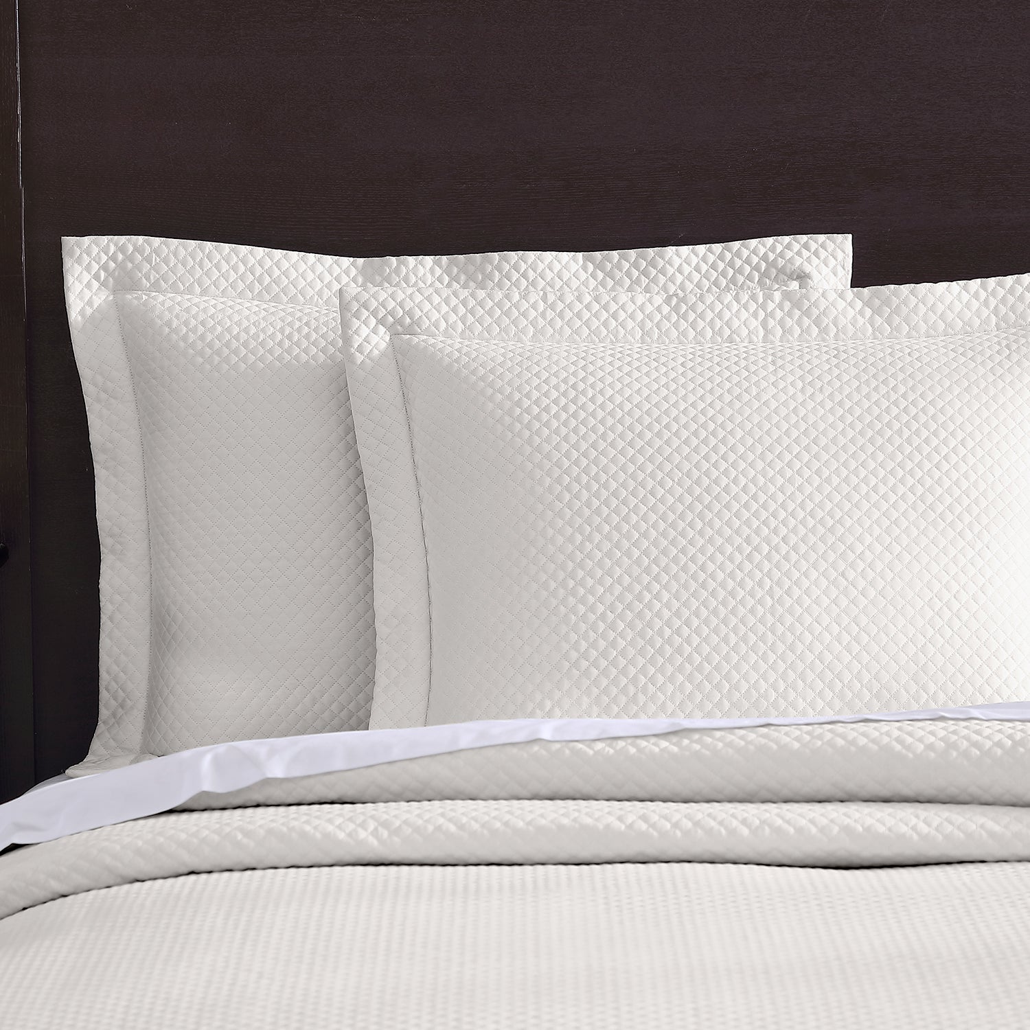 pure parima egyptian cotton diamond quilted coverlet#color_ivory